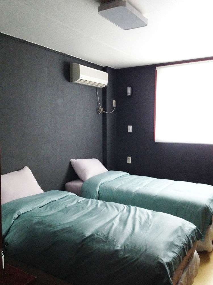 Maro Hotel Jeju Bagian luar foto
